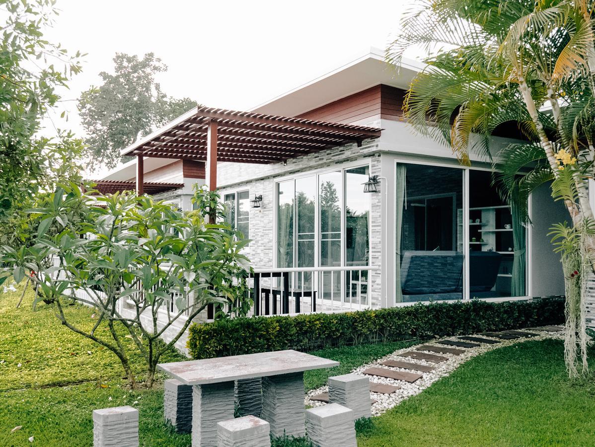 Rai Fahpratan Home And Garden Ban Pak Ngam  Zewnętrze zdjęcie